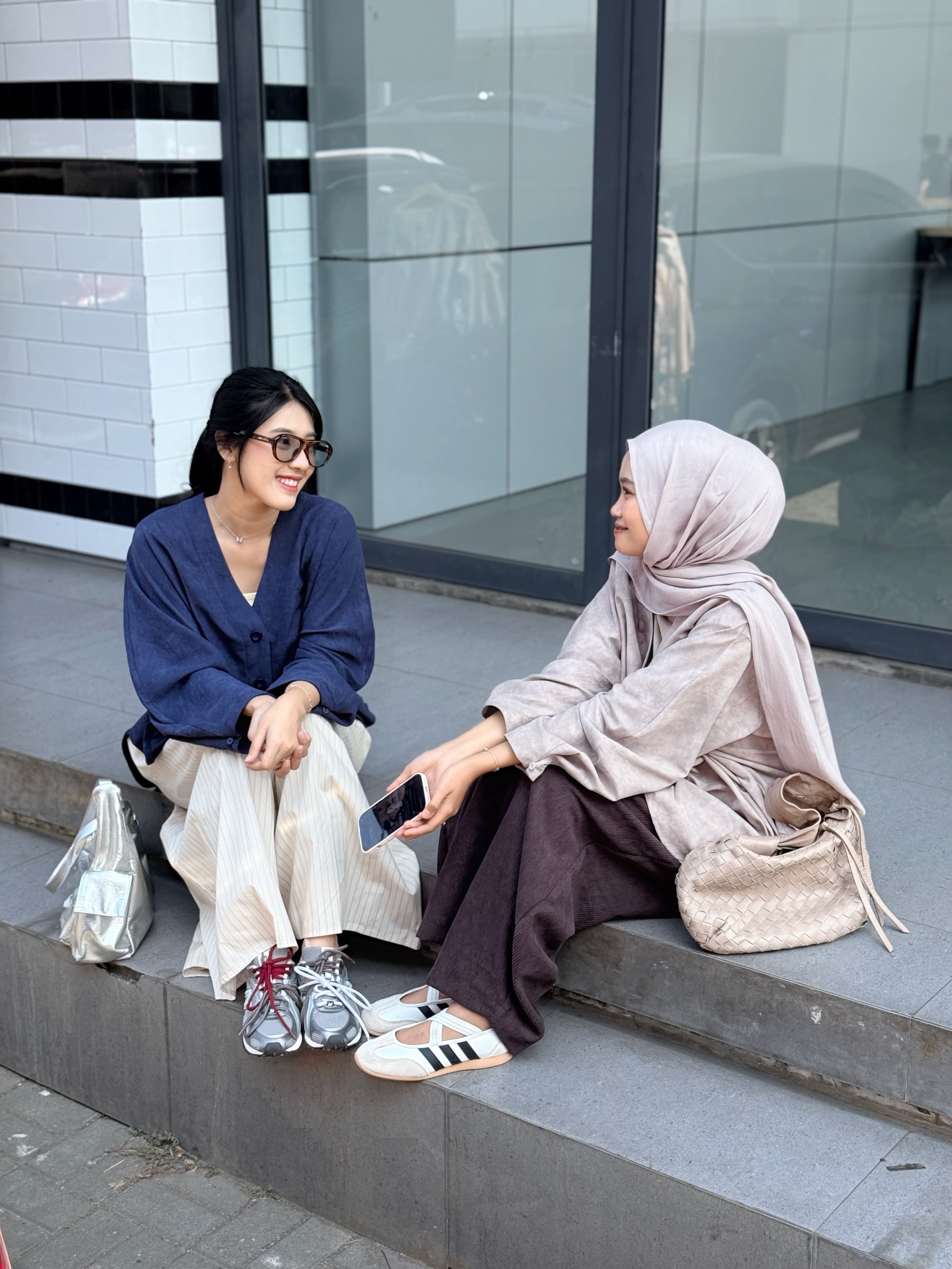 KIMIRAI - Seri Outer Oversized Wanita  