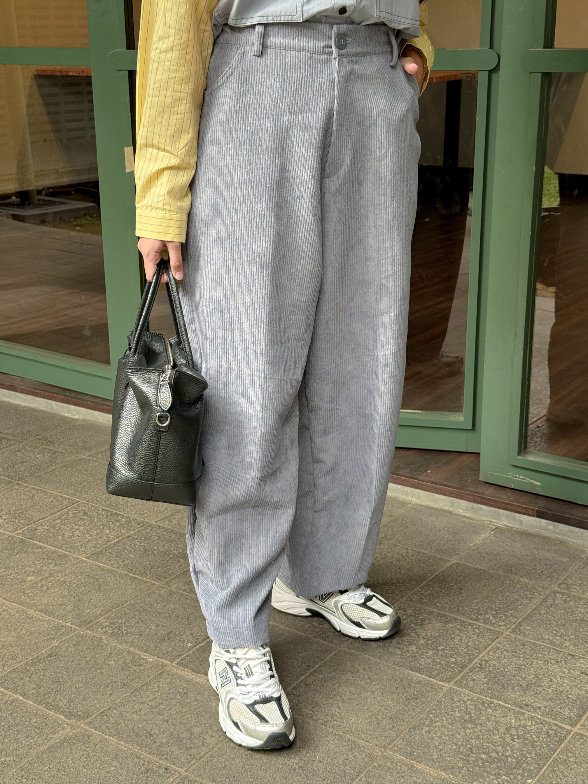 KIMIRAI - Suki Barrel Pants
