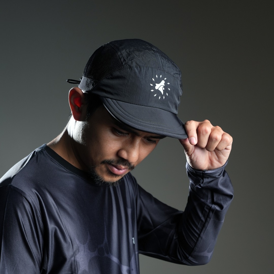 Luce Running Hat Black