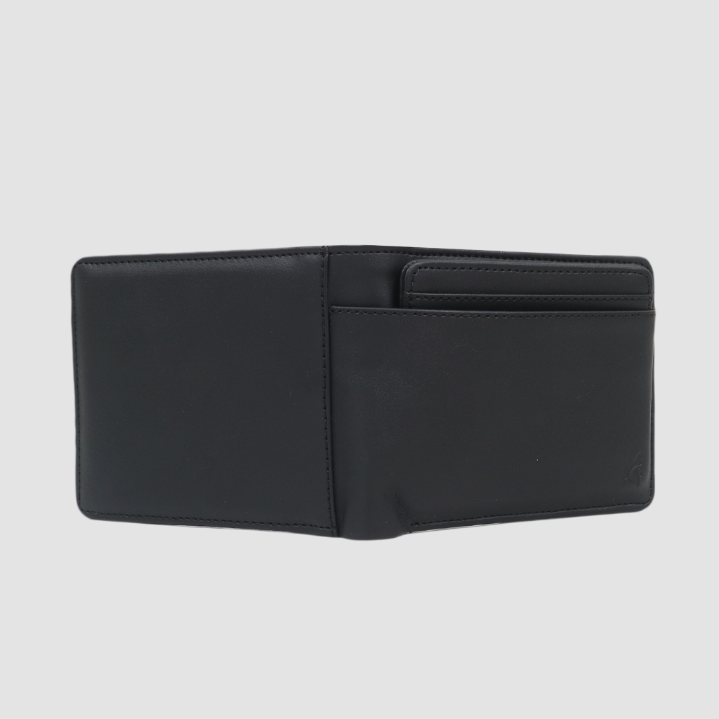 Walland Black