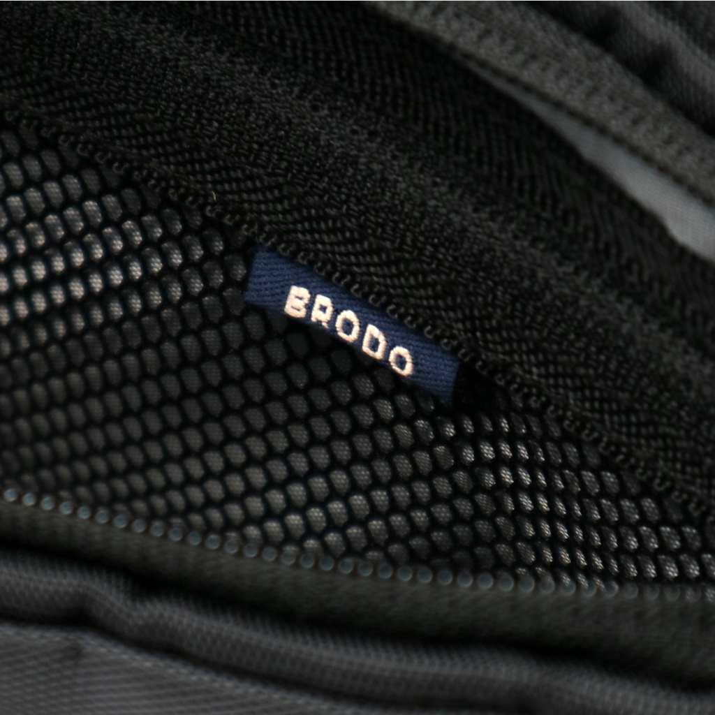 Zulu Pouch Black