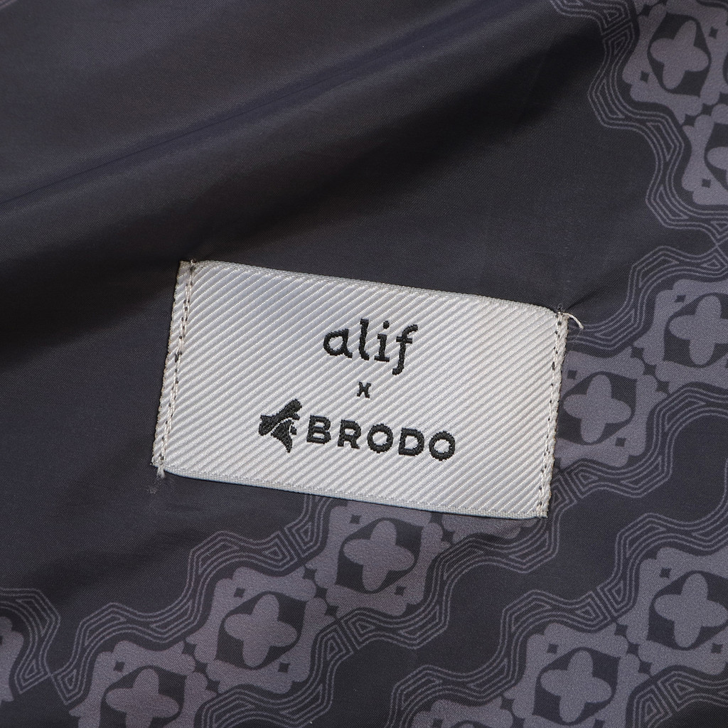 Adora Saroong Alif x Brodo Black