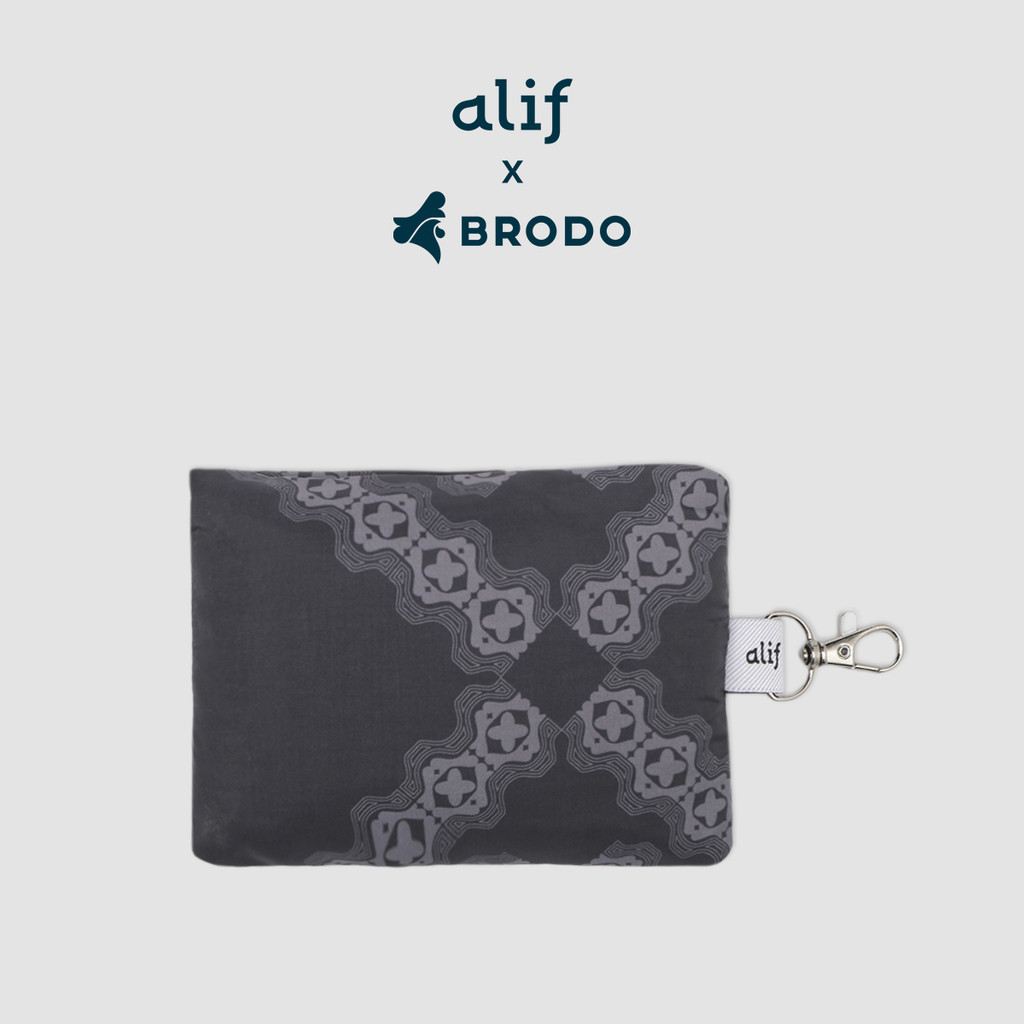 Adora Saroong Alif x Brodo Black