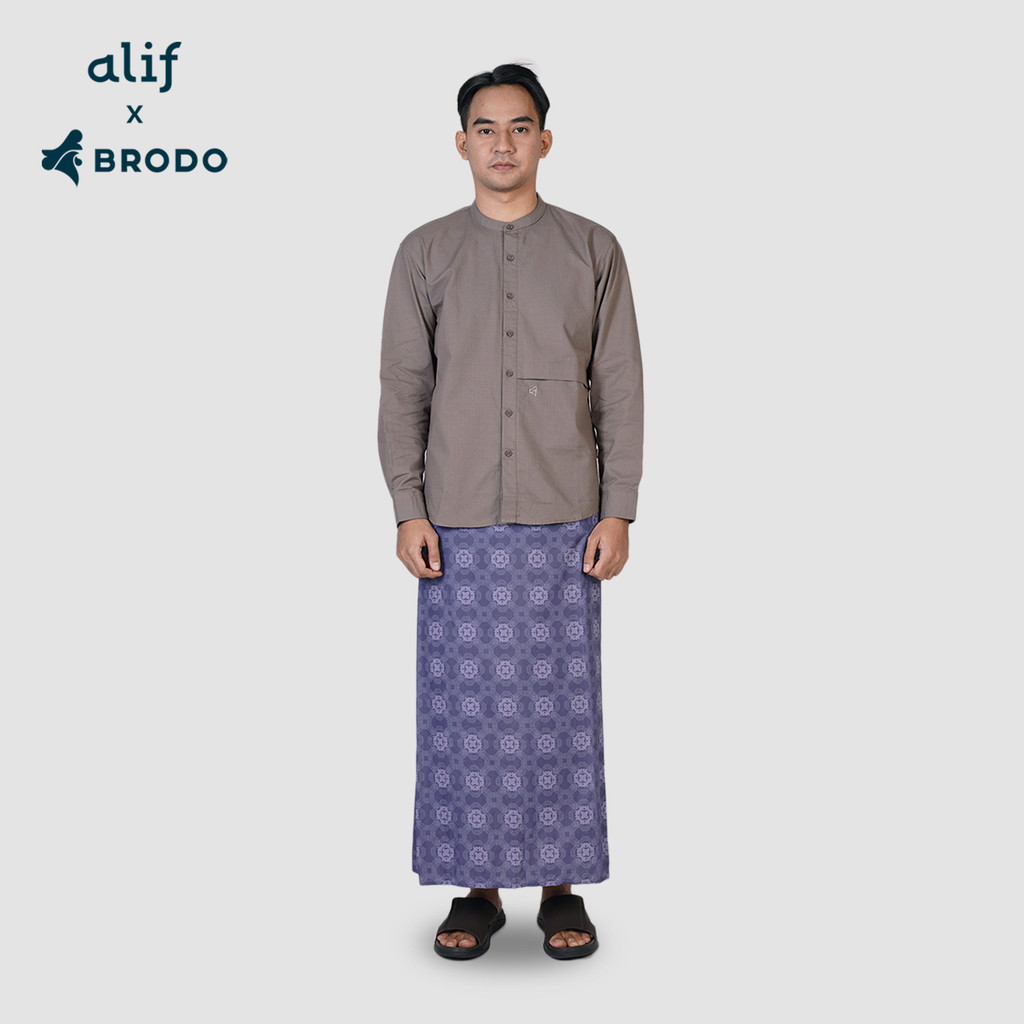 Tranquil Saroong Alif x Brodo Navy