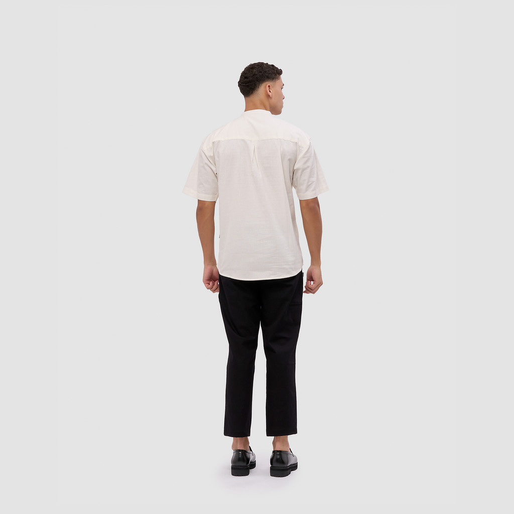Kemeja Pria Broshirt Halfbutton Short White