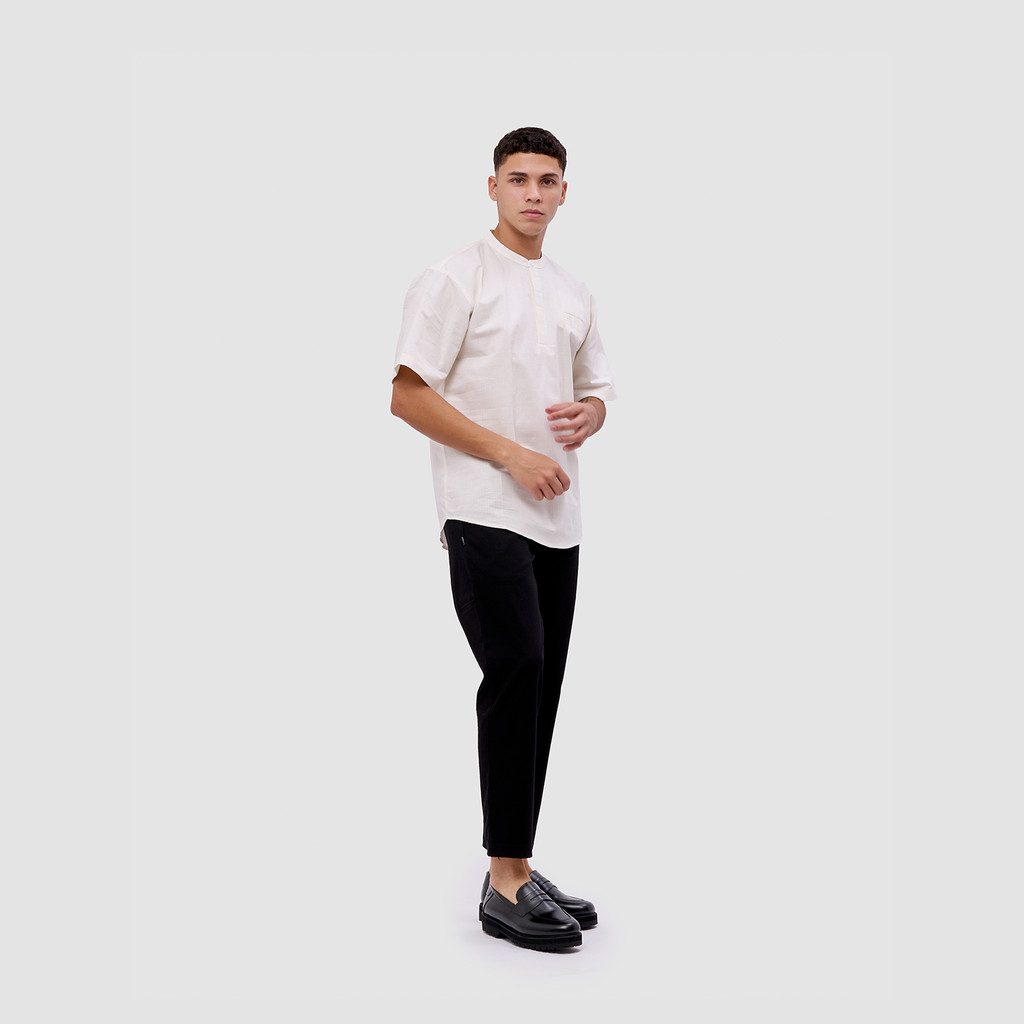 Kemeja Pria Broshirt Halfbutton Short White