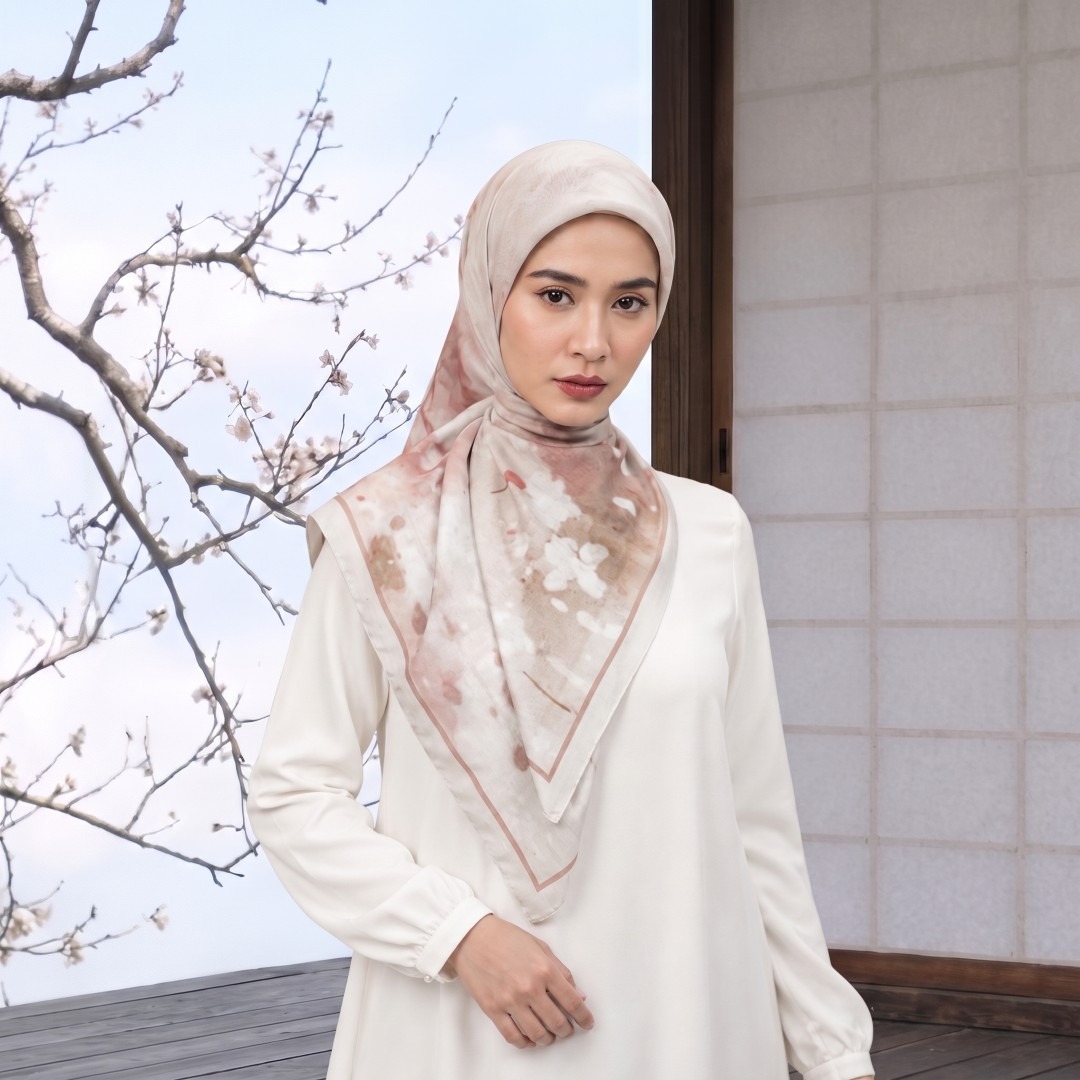 Zoya - Blured Fleur Print Scarf - Kerudung Hijab Segiempat Motif - Bahan Airy Voal