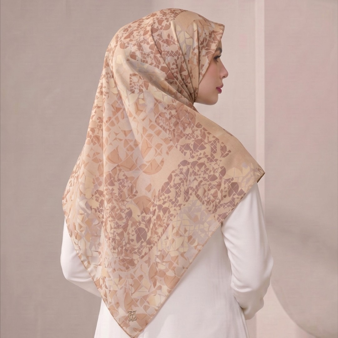 Zoya - Elara Dimensi Scarf - Kerudung Hijab Segiempat Motif - Pouch Ziplock