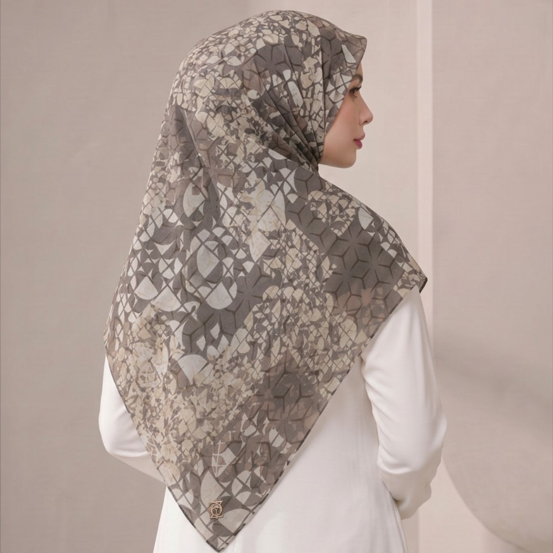 Zoya - Elara Dimensi Scarf - Kerudung Hijab Segiempat Motif - Pouch Ziplock