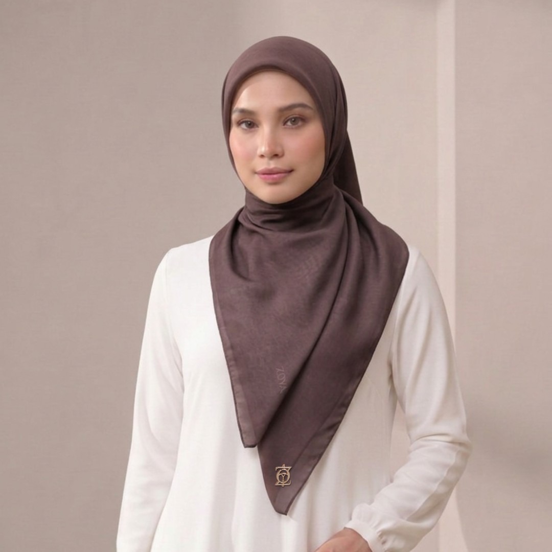 Zoya - Gradient Loom Scarf - Kerudung Hijab Segiempat Motif - Pouch Ziplock