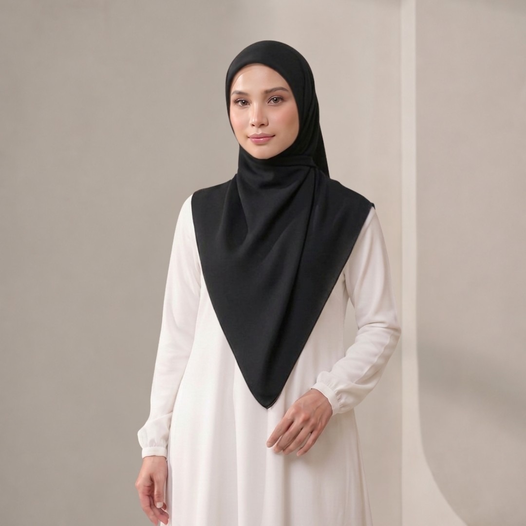 Zoya KAMANIYA Plain Scarf - Kerudung Hijab Segi Empat Polos Bahan Voal - Ukuran 110 x 110