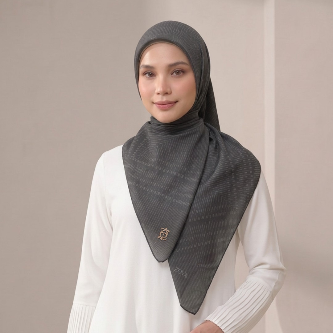 Zoya - Khaia Lattice Scarf - Kerudung Hijab Segiempat Motif - Pouch Ziplock