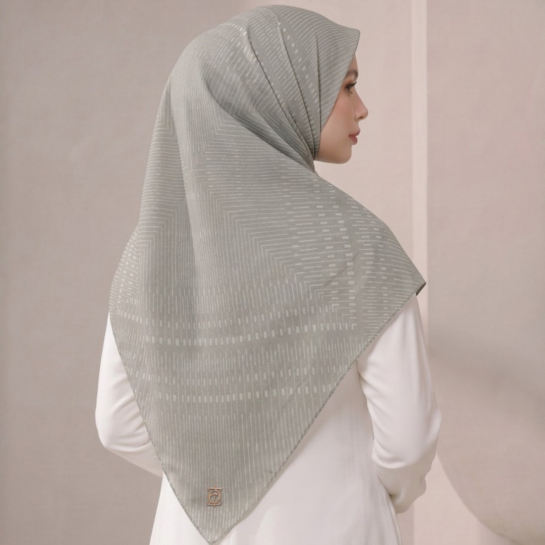 Zoya - Khaia Lattice Scarf - Kerudung Hijab Segiempat Motif - Pouch Ziplock