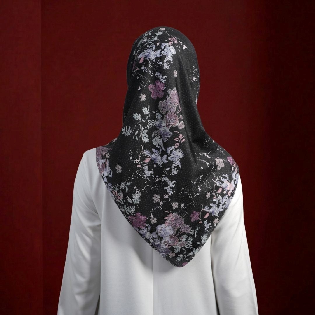 Zoya - Kireina Print Scarf - Kerudung Hijab Segiempat Motif - Pouch Ziplock