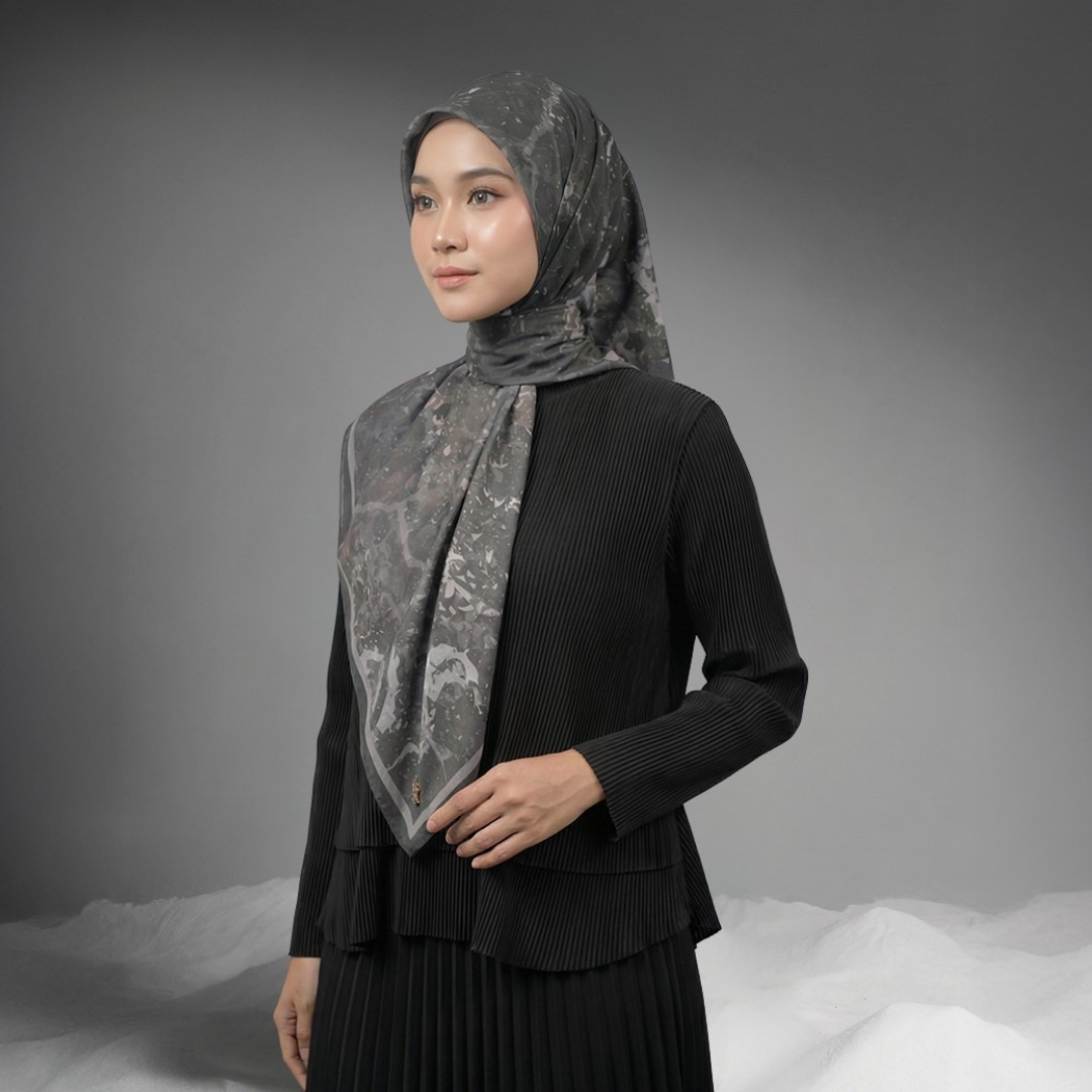Zoya - Lavina Print Scarf - Kerudung Hijab Segiempat Motif Premium - Box