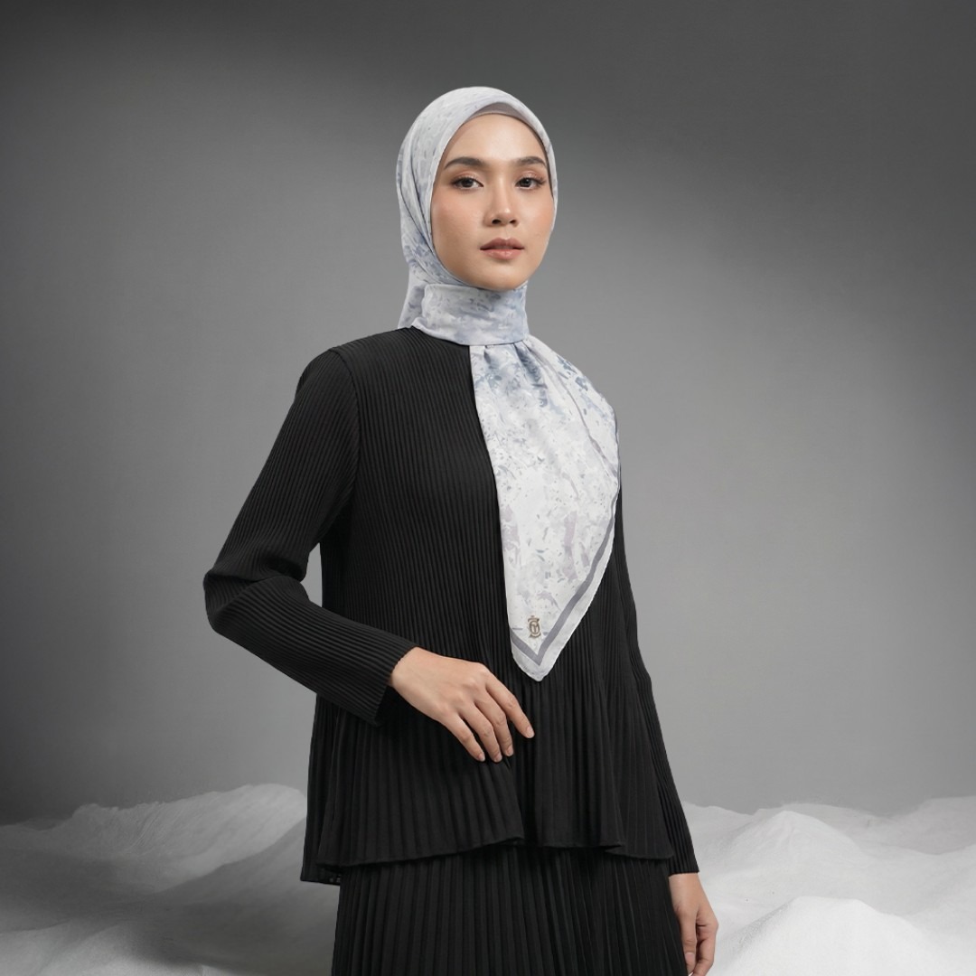 Zoya - Lavina Print Scarf - Kerudung Hijab Segiempat Motif Premium - Box