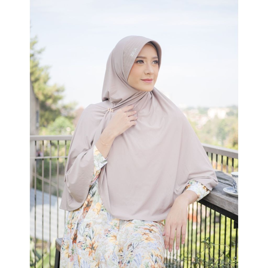 Zoya Bergo Hijab Instant Marsha Glittering