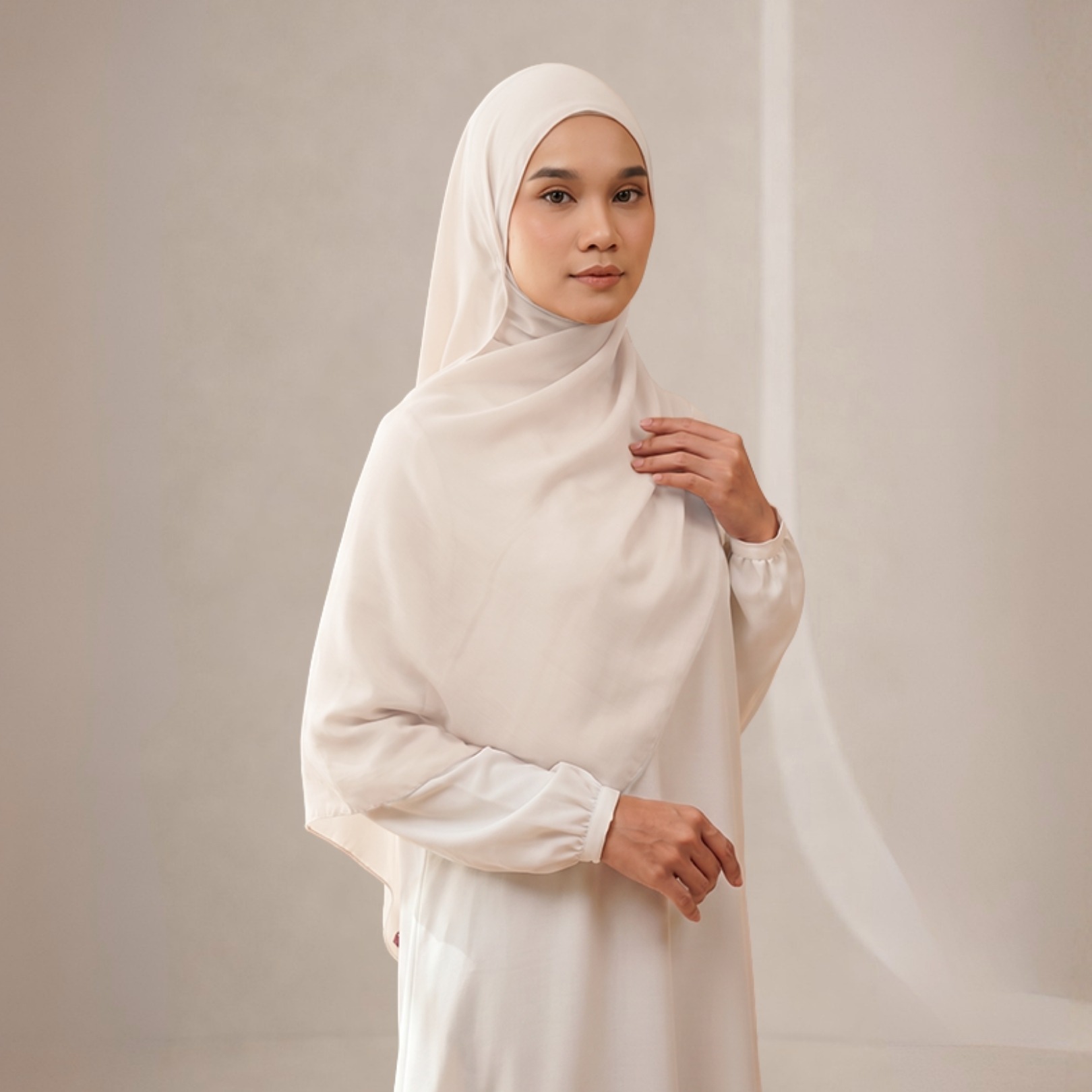 Zoya Pashmina Kyna - Hijab Pashmina Polos - Bahan Viscose Spandex