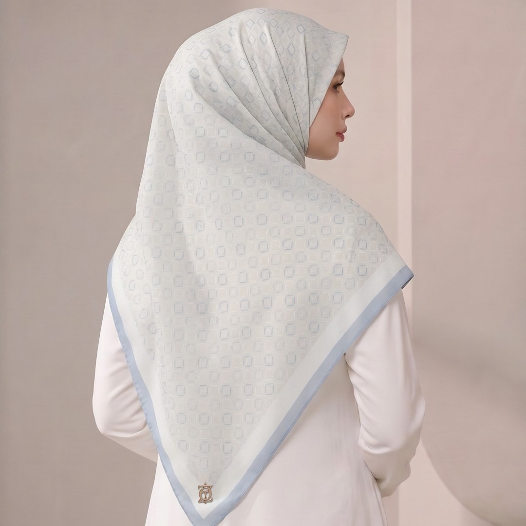 Zoya - Sabine Weave Scarf - Kerudung Hijab Segi Empat Motif Premium - Box