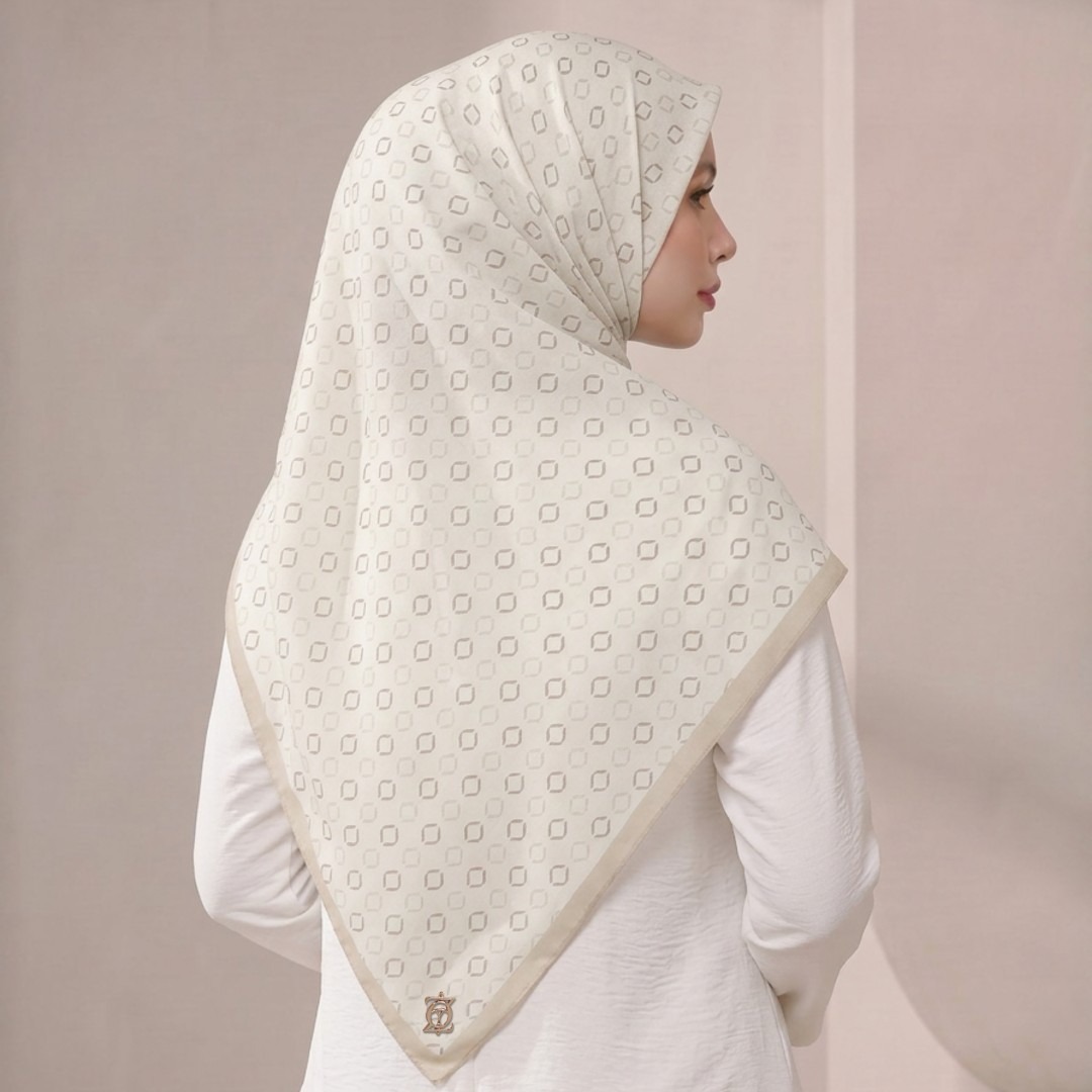 Zoya - Sabine Weave Scarf - Kerudung Hijab Segi Empat Motif Premium - Box