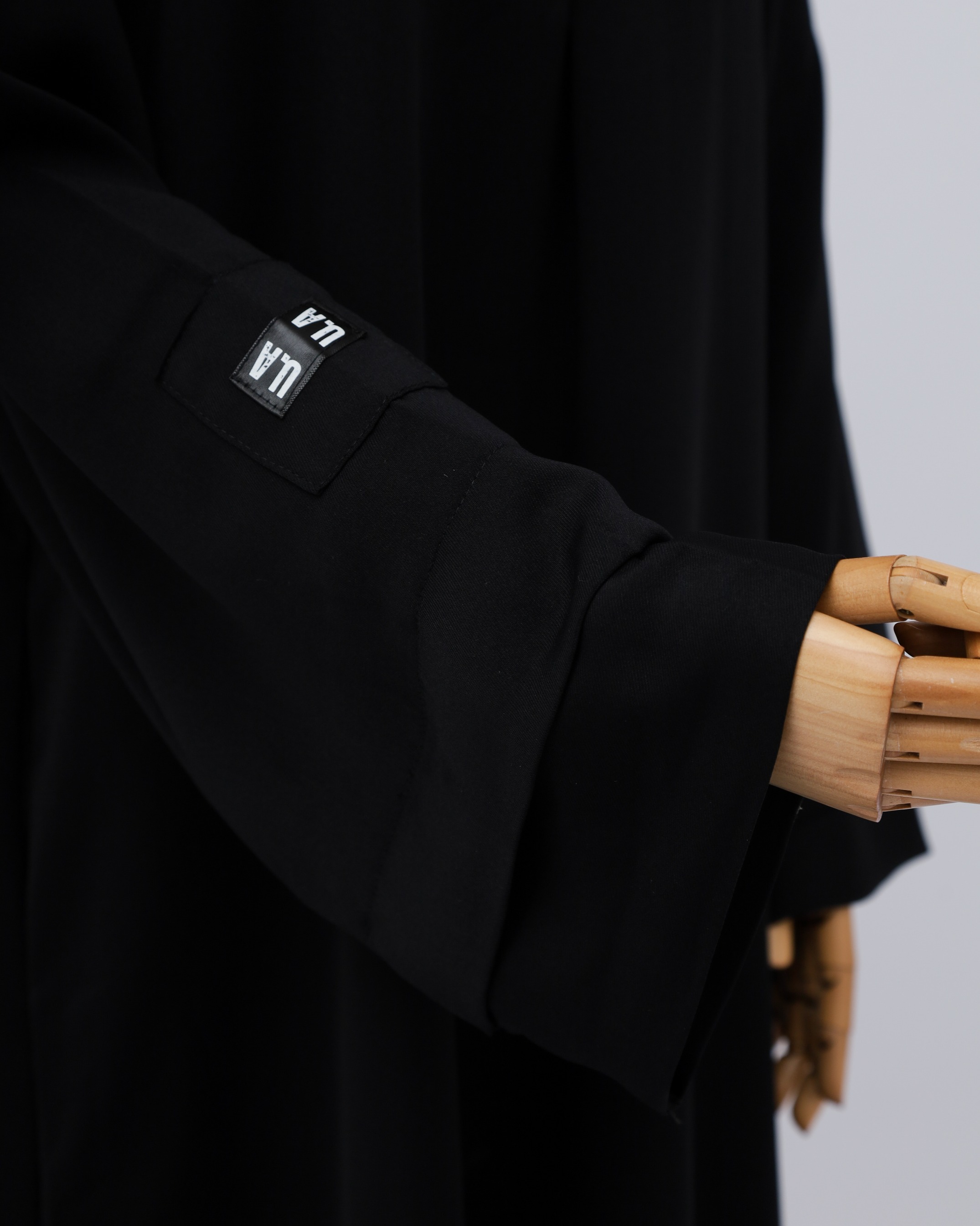 Abaya Saila Royal Queen Fabric Hitam