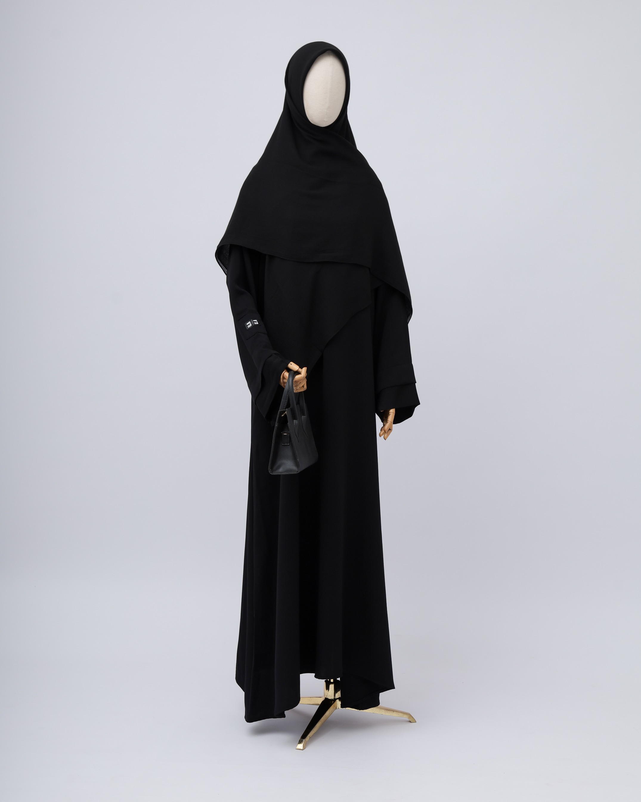 Abaya Saila Royal Queen Fabric Hitam
