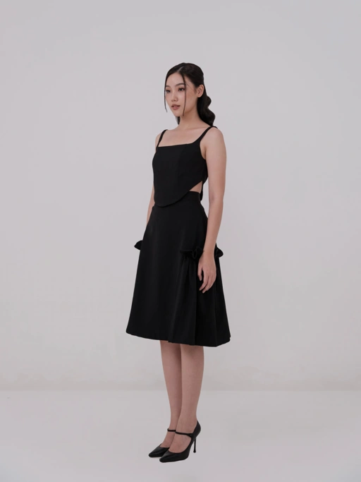 Image of Posh Waist Cut Top