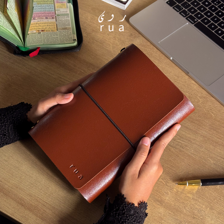 "Qalb" Vegan Leather Tan