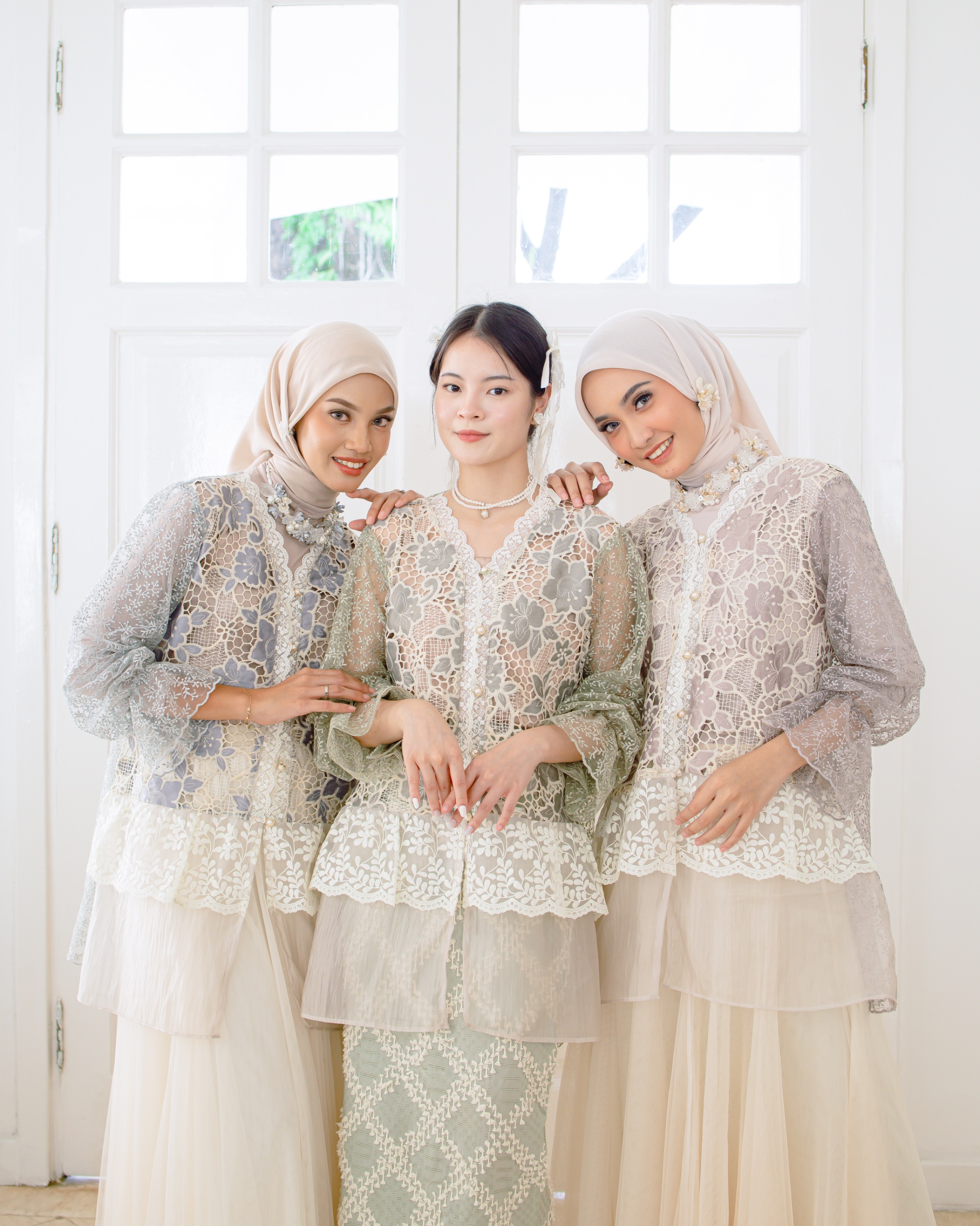 AUDY OUTER