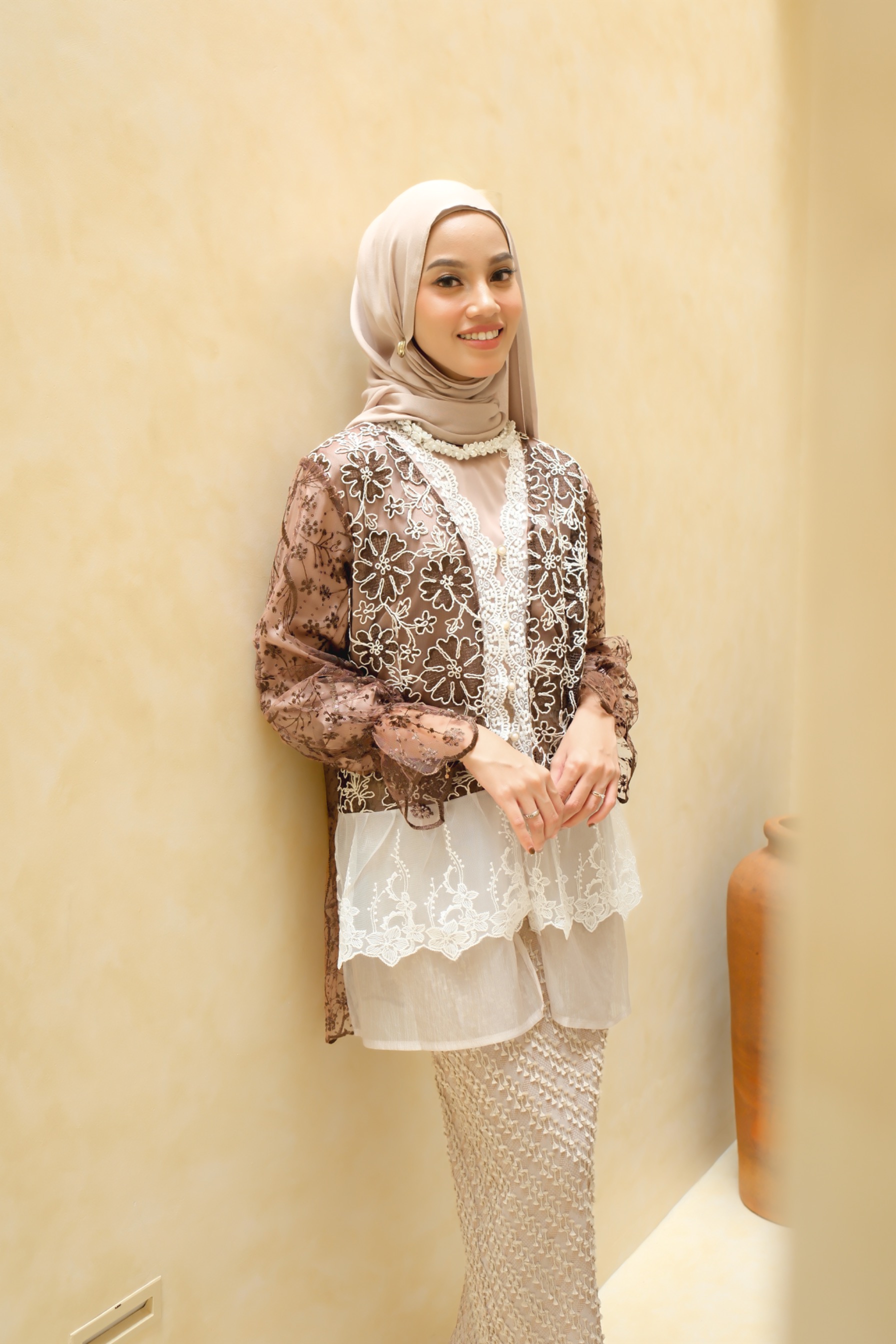 AUDY OUTER