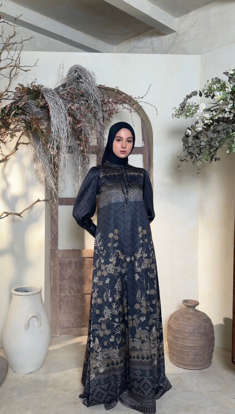( SALE ) NAMEERA DRESS - JAVINA