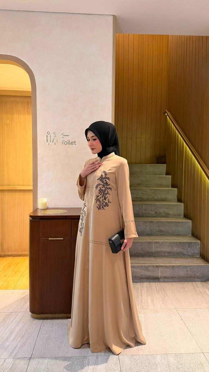 YUMNA ABAYA - JAVINA