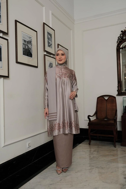 Image of ZAVIERAA SIGNATURE ( ONE SET ) - JAVINA