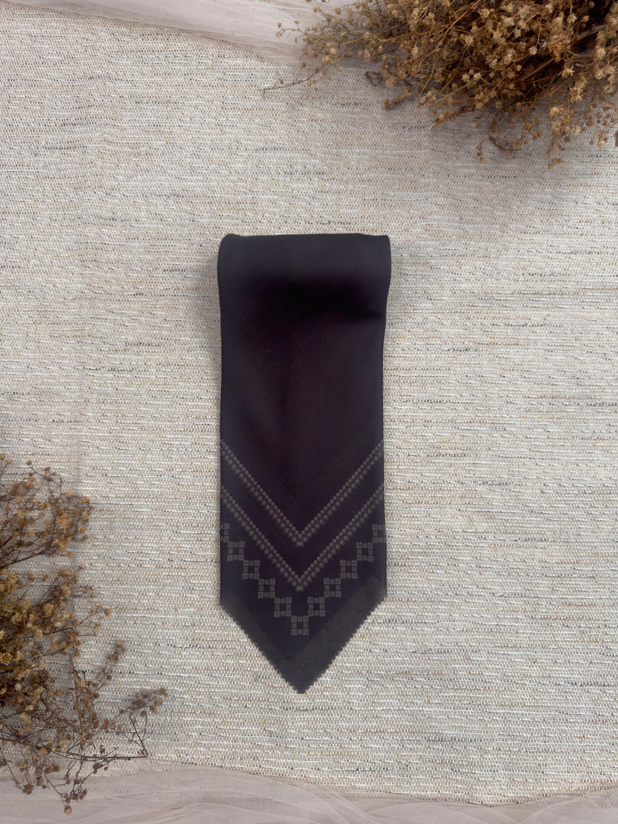 ZAVIERAA SIGNATURE ( SCARF ) - JAVINA