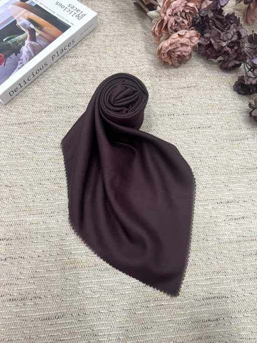 Image of LA ZURRA SIGNATURE ( SCARF ) VOL 2 - JAVINA