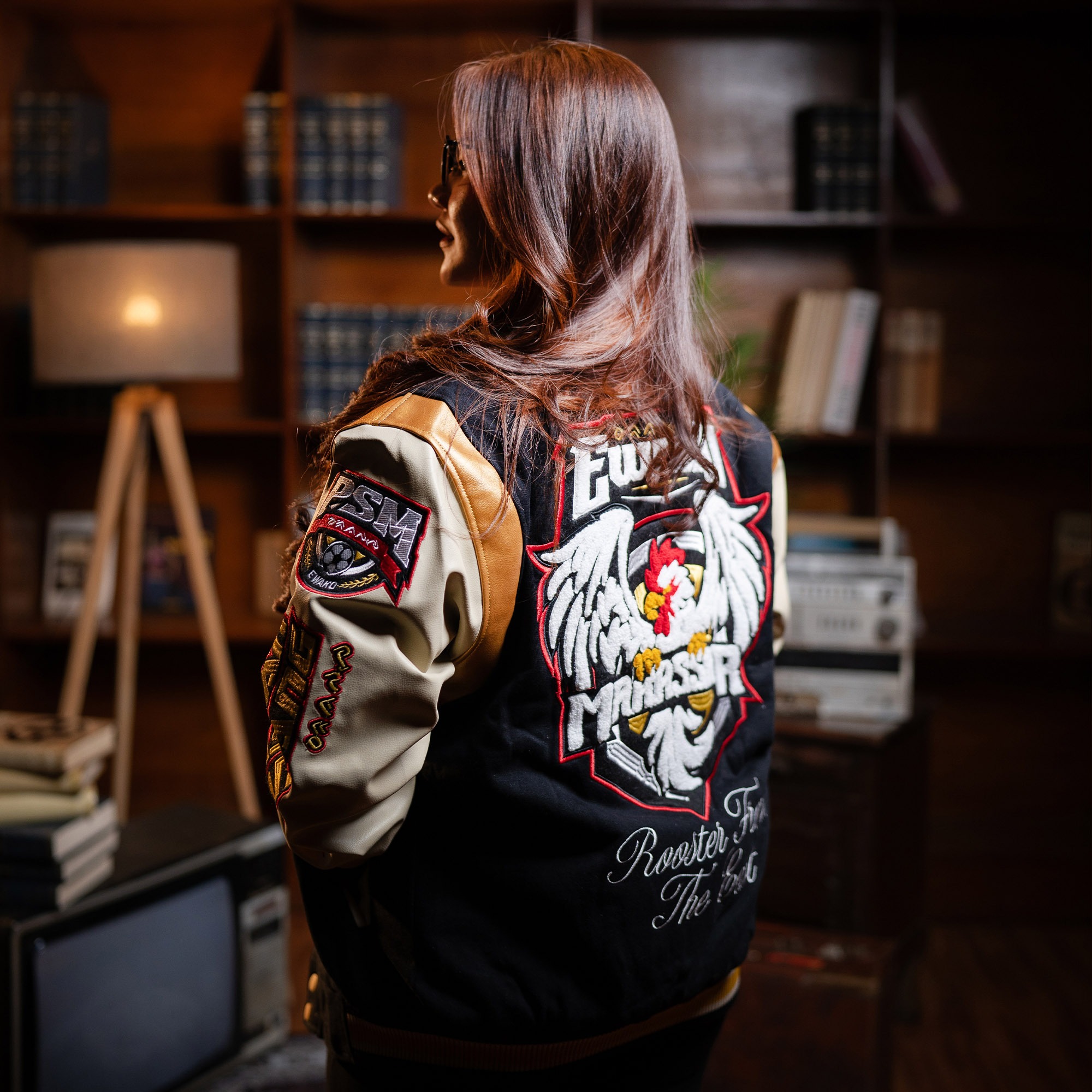 JACKET VARSITY EWAKO V4
