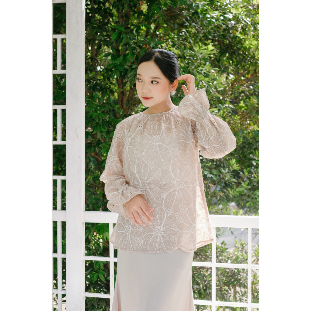 ByNeeth Alla Lace Blouse - Atasan brookat - Atasan embroidery - Baju Lebaran - Koleksi Ramadhan Raya