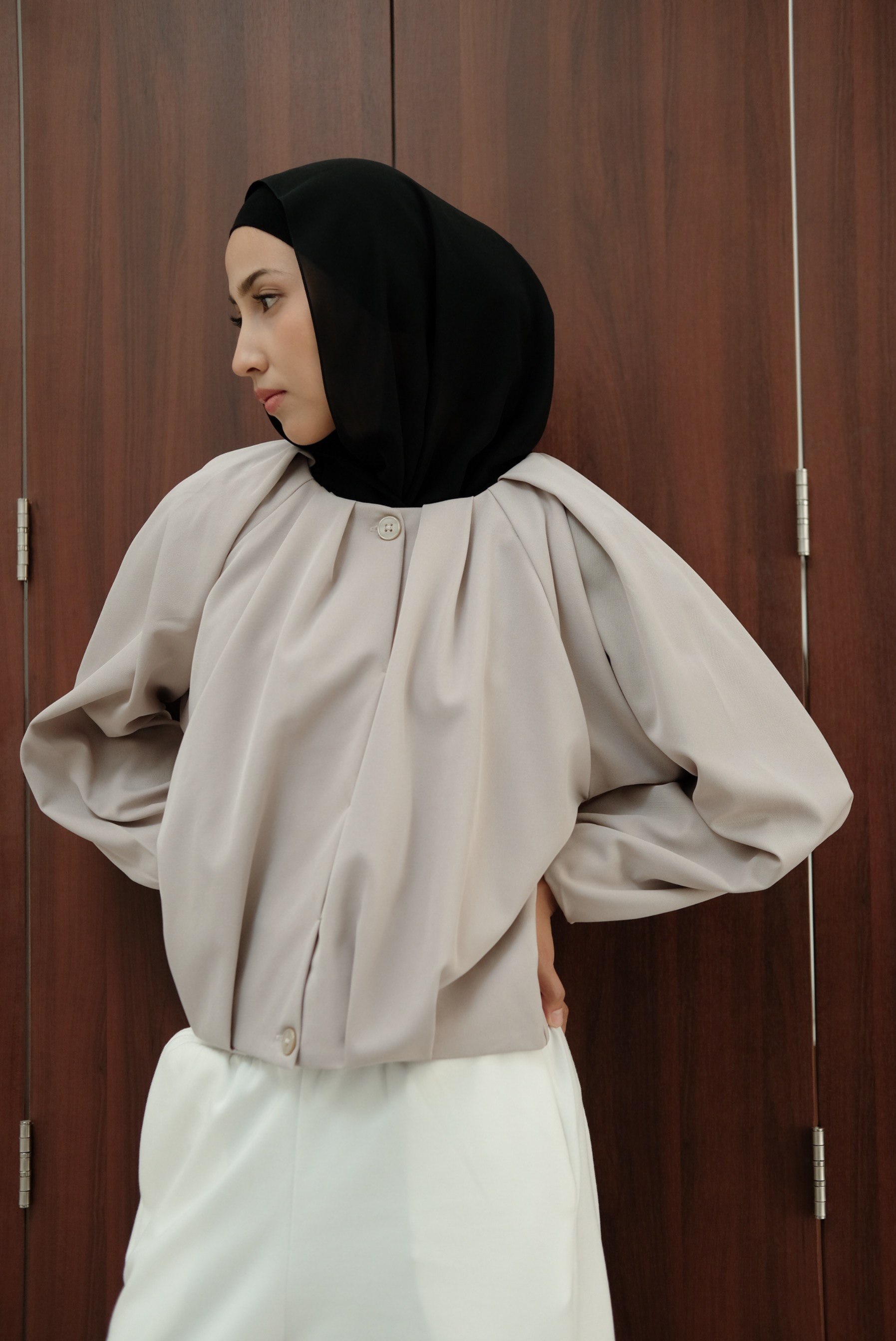 Lara Outer 