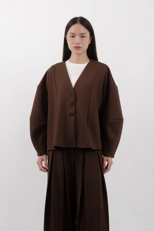 Lara Outer
