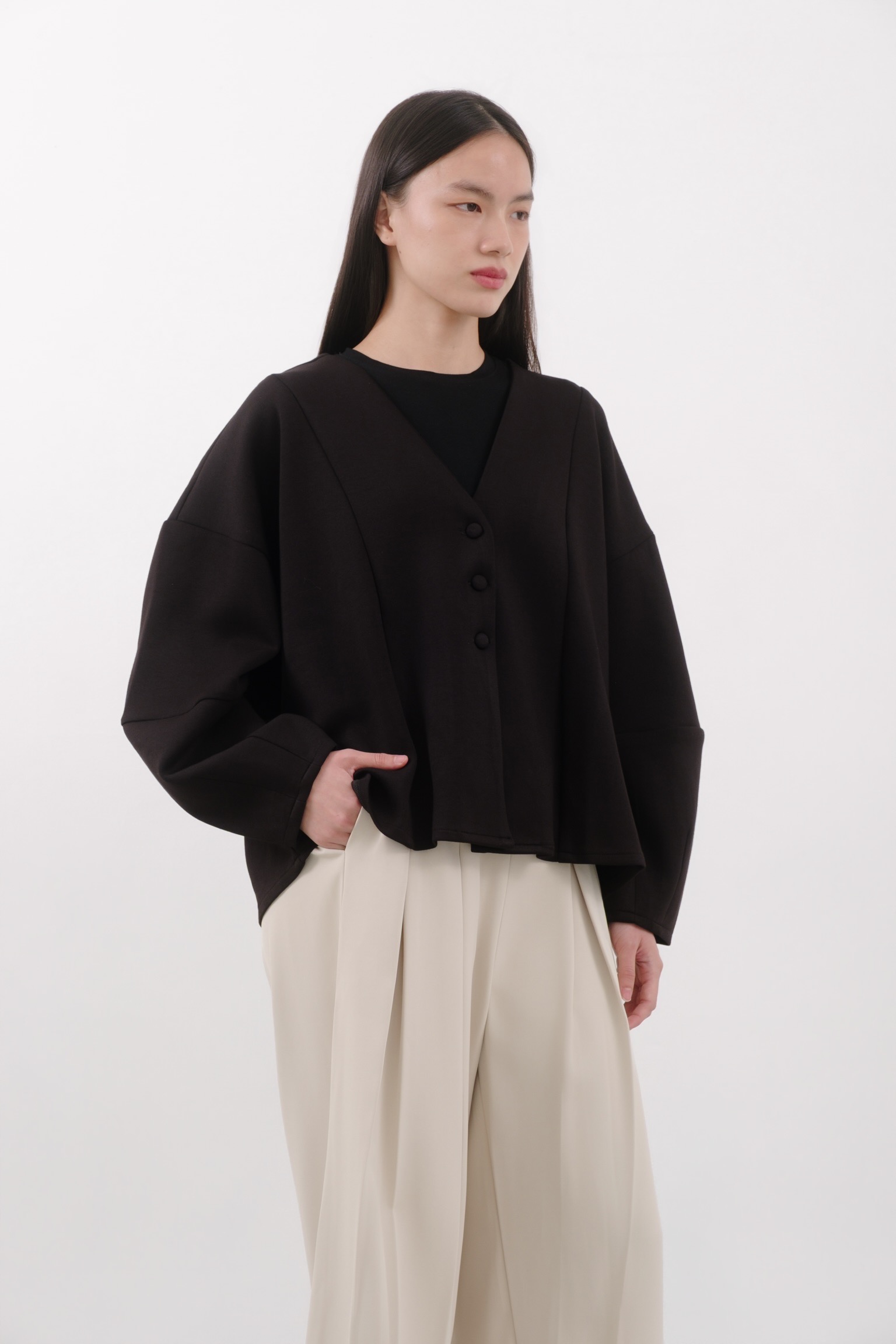Lara Outer