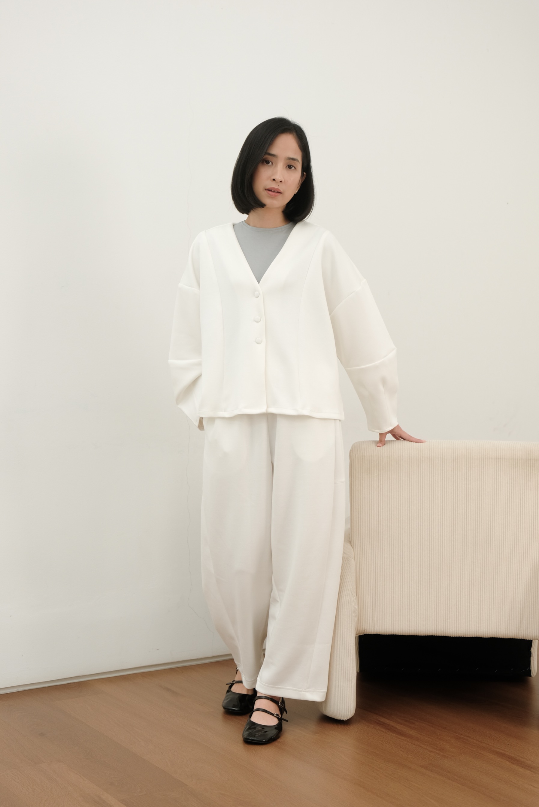 Lara Outer 