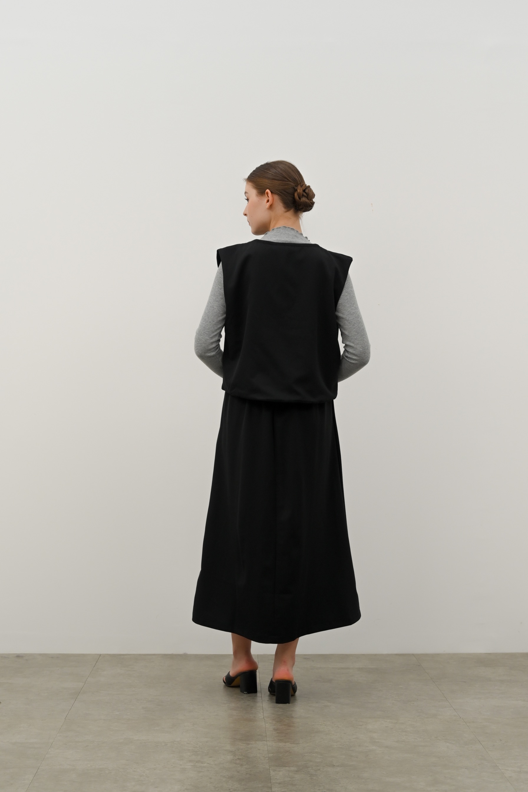 Dami Vest