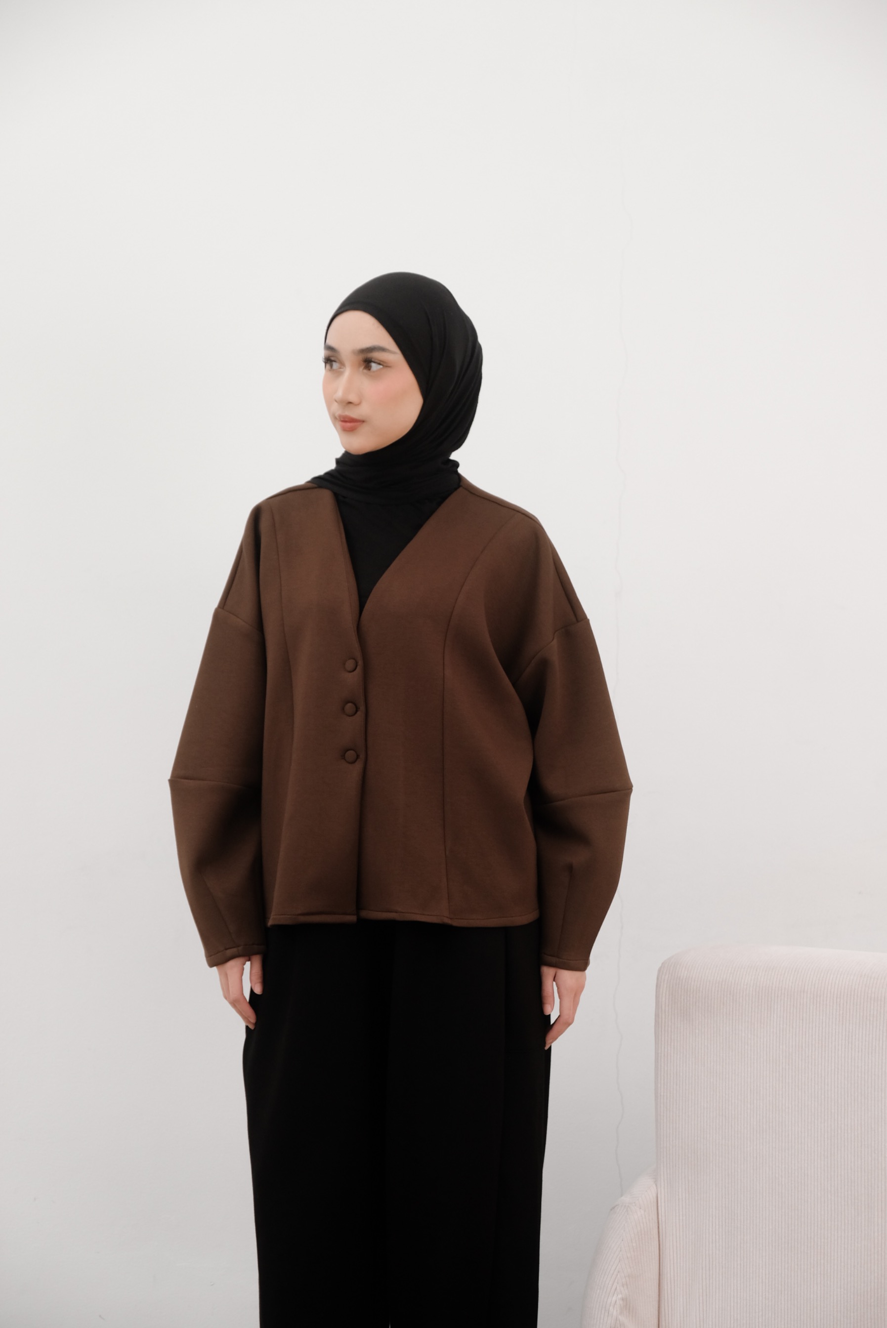 Lara Outer 