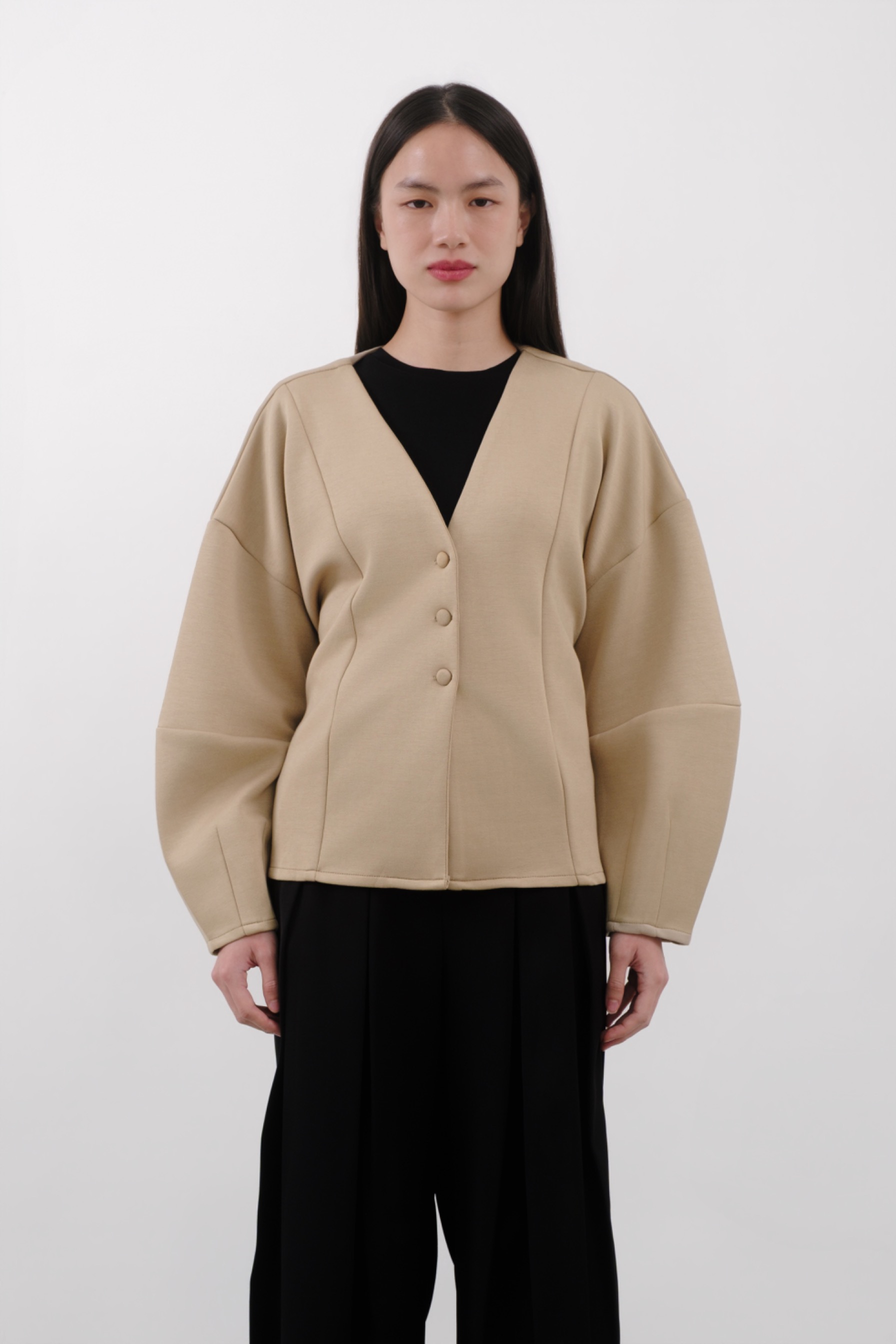 Lara Outer