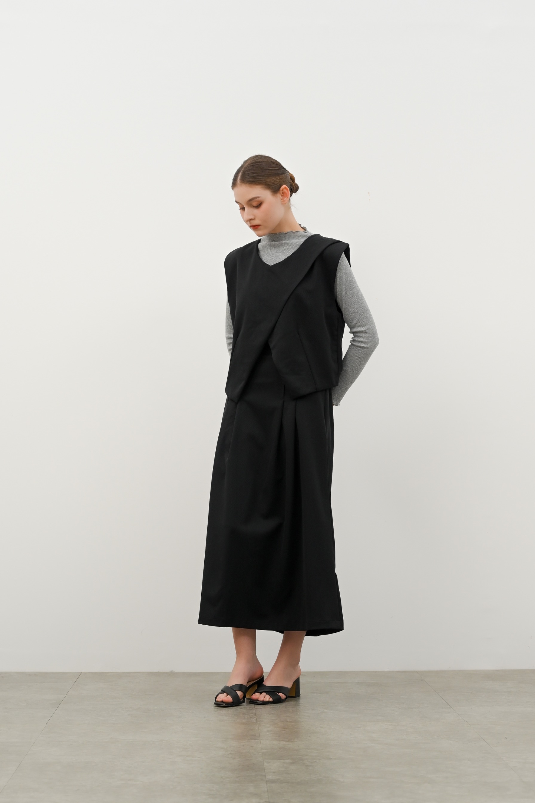 Dami Vest