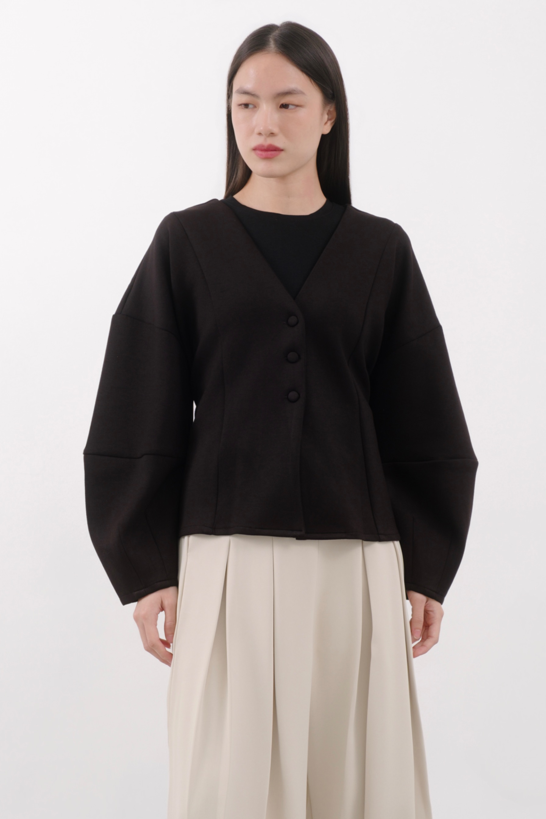 Lara Outer
