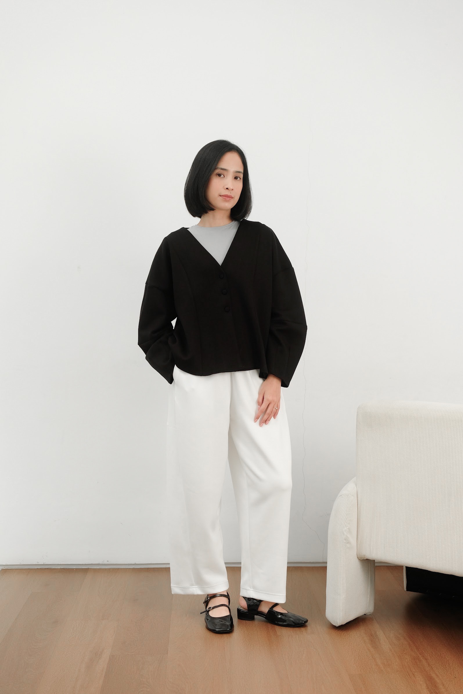 Lara Outer 