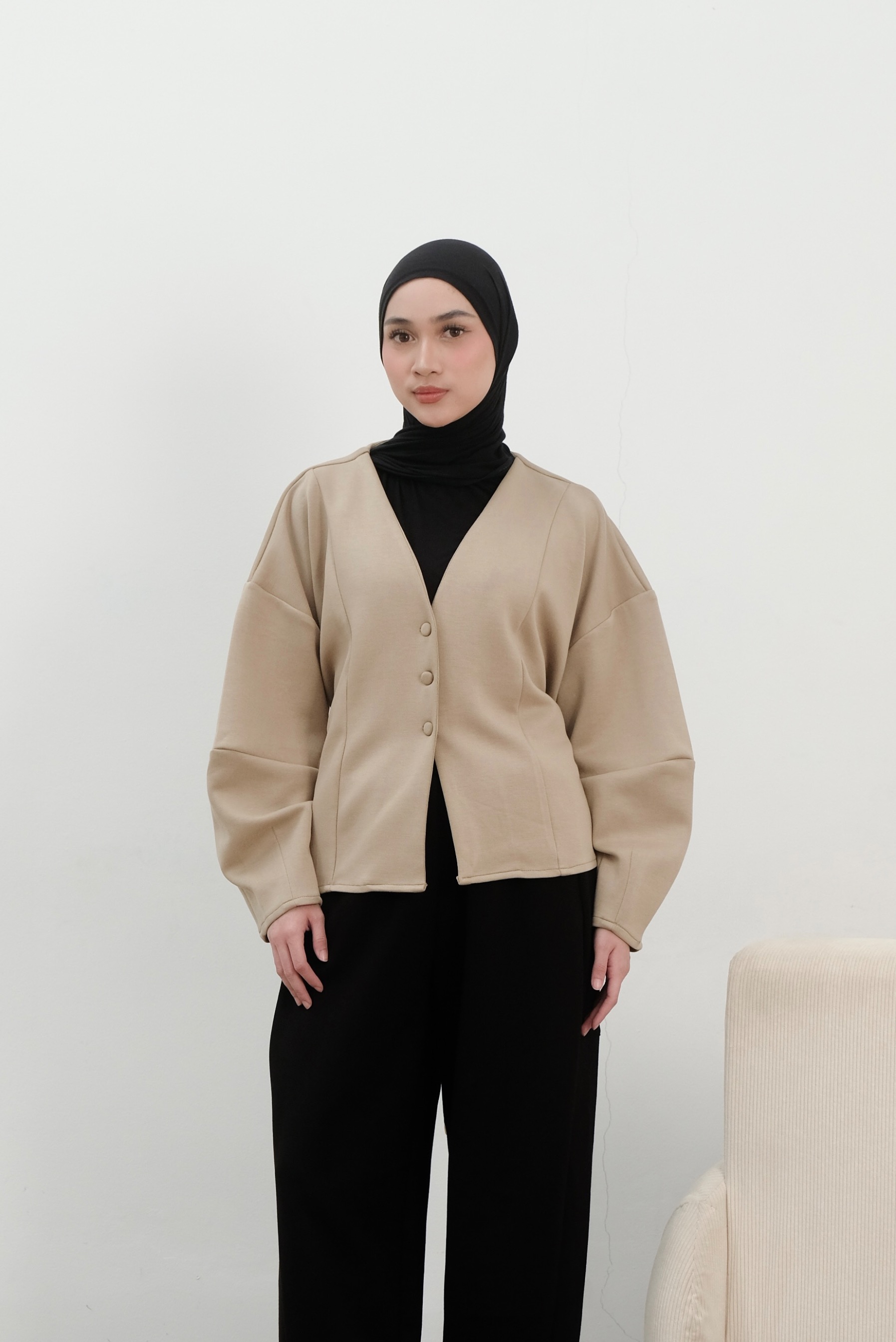 Lara Outer 