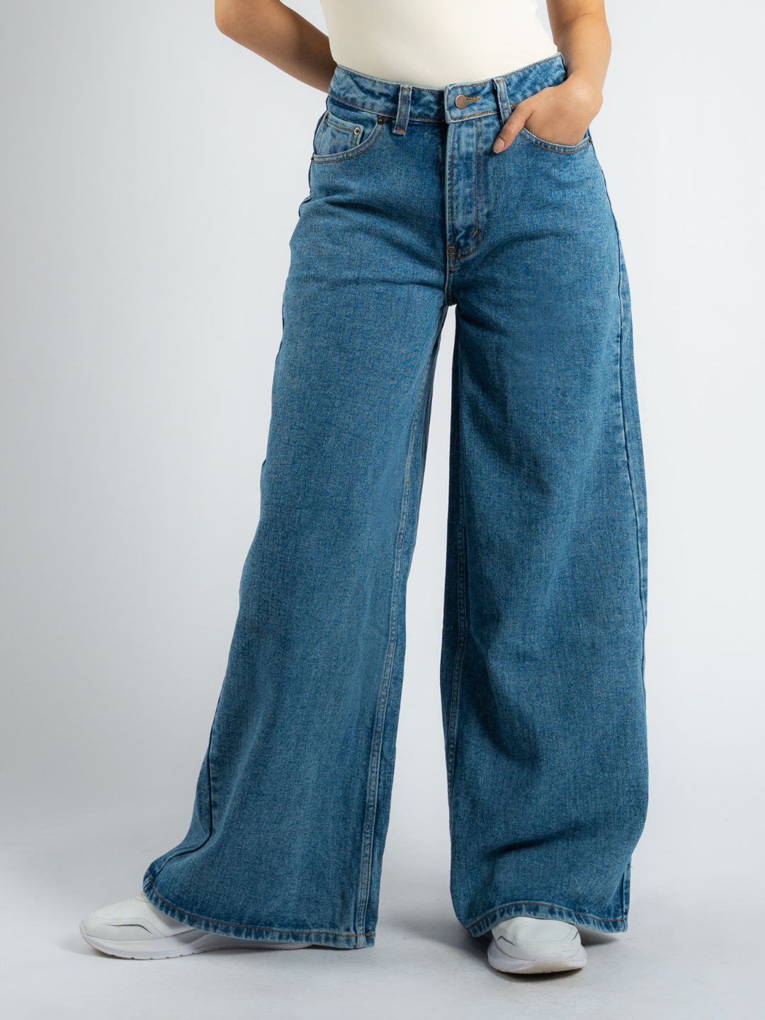 AIDEN WIDE LEG JEANS