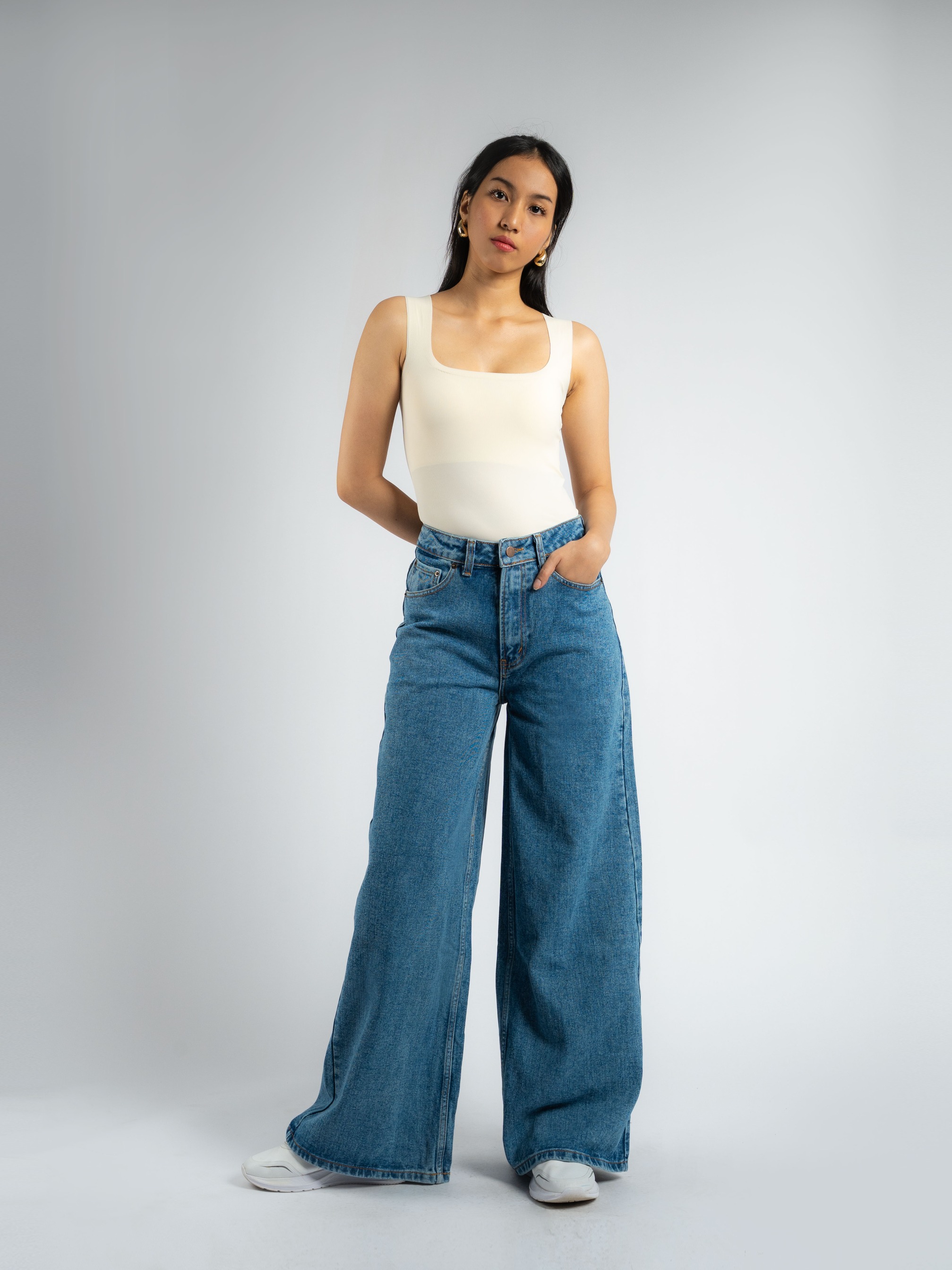 AIDEN WIDE LEG JEANS